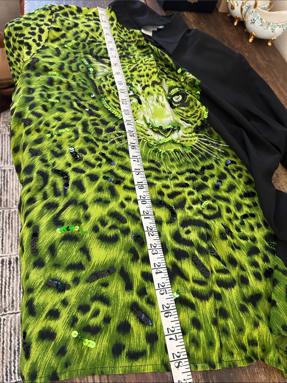 Vintage Diane Gilman neon green silk, a leopard sequin button down blouse M - Picture 13 of 13